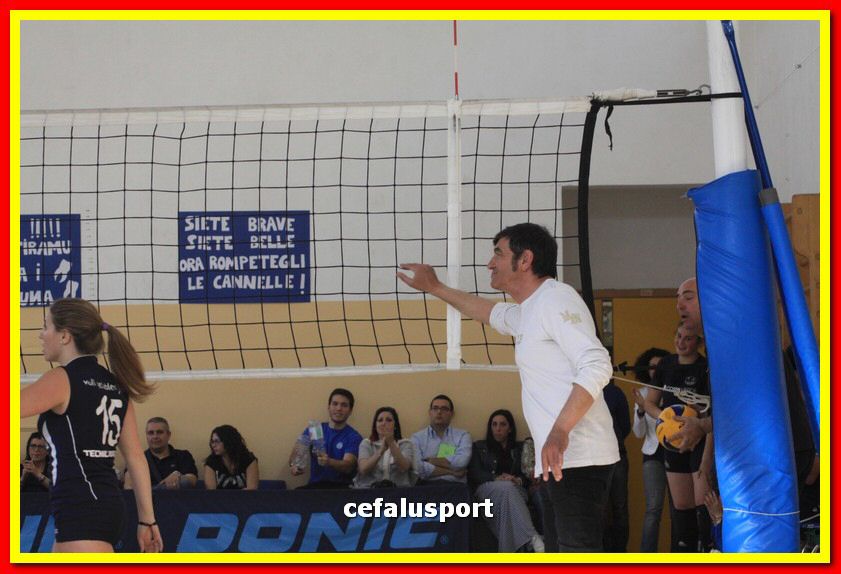 150523 volley 276_tn.jpg